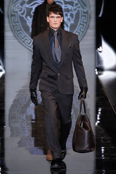 Look 36